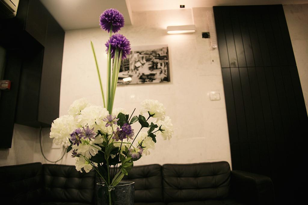 Lenis Hotel Tel Aviv Esterno foto