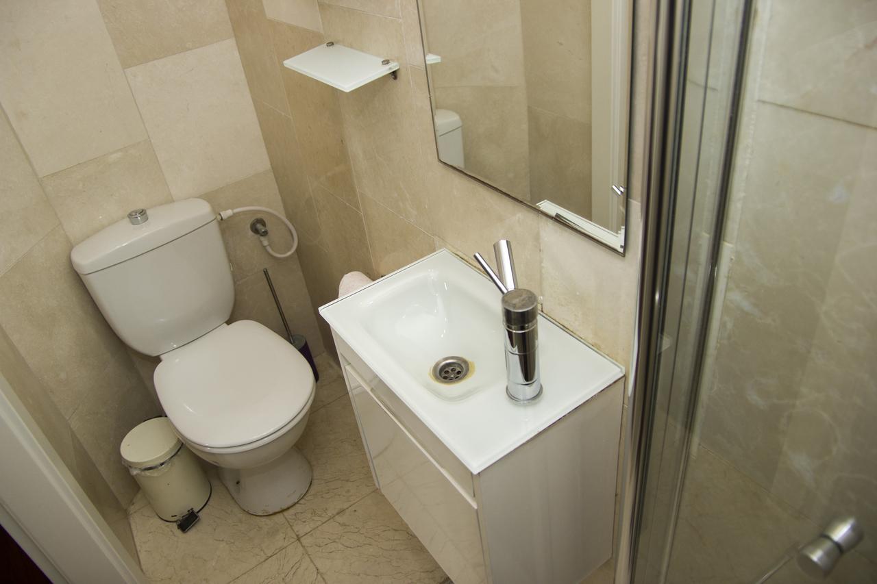 Lenis Hotel Tel Aviv Esterno foto