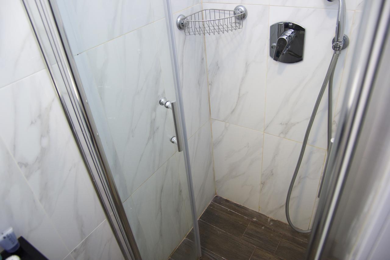 Lenis Hotel Tel Aviv Esterno foto