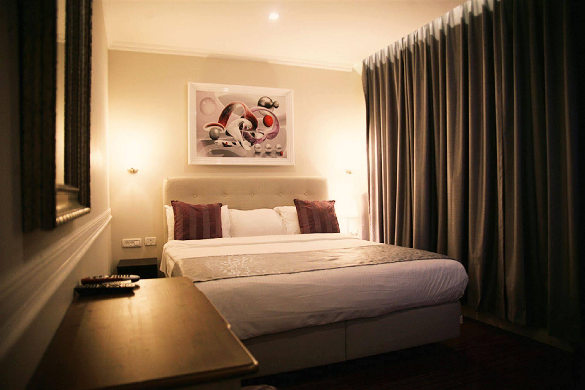 Lenis Hotel Tel Aviv Esterno foto