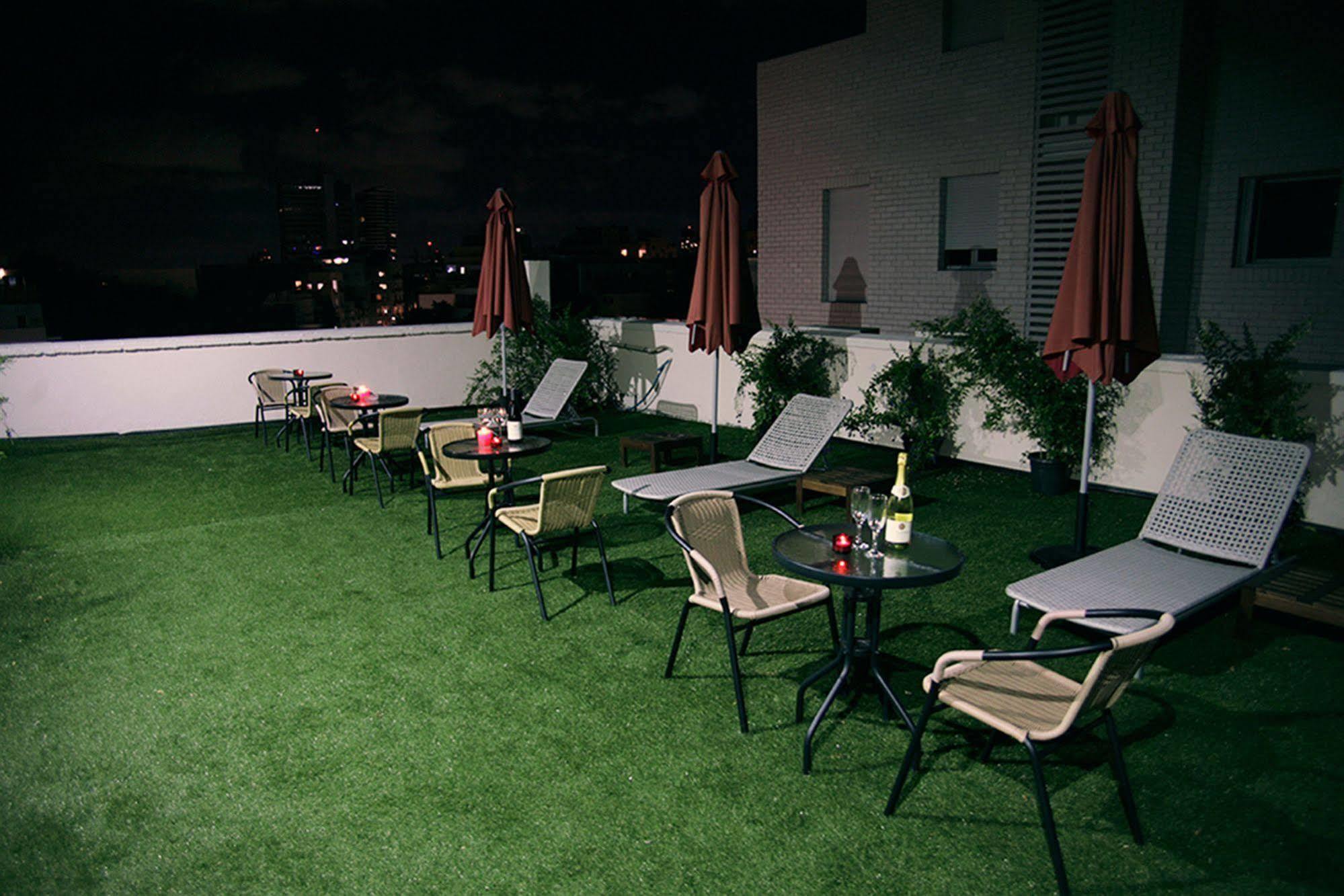 Lenis Hotel Tel Aviv Esterno foto