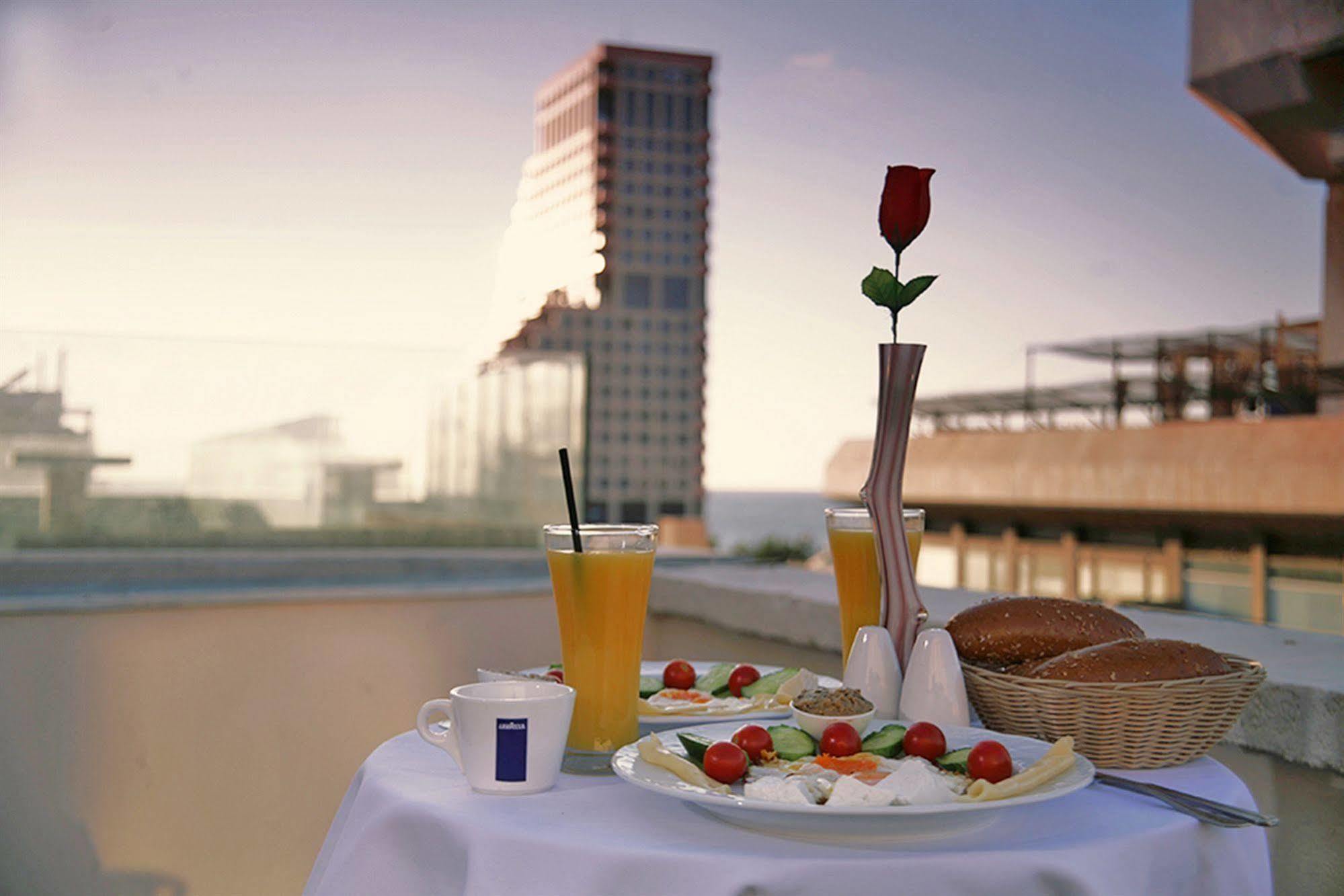 Lenis Hotel Tel Aviv Esterno foto